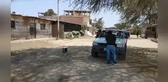 Sicarios a bordo de moto asesinan a padre de familia en las afueras de su vivienda en Piura