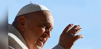 La salud del papa Francisco “mejora progresivamente” y “vuelve al trabajo”, según el Vaticano La salud del papa Francisco “mejora progresivamente” y “vuelve al trabajo”, según el Vaticano