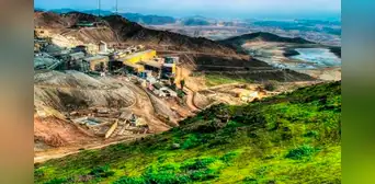 Juzgado suspende operaciones de minera en complejo hídrico que abastece de agua a Lima Juzgado suspende operaciones de minera en complejo hídrico que abastece de agua a Lima