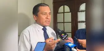 Flavio Cruz sobre Dina Boluarte: "Creo que va a renunciar, no creo que soporte hasta el 2026" Flavio Cruz sobre Dina Boluarte: "Creo que va a renunciar, no creo que soporte hasta el 2026"