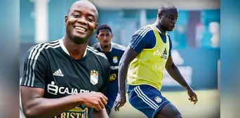 ¿Qué fue de John Jairo Mosquera, el ‘9’ colombiano que se fue de Cristal sin marcar un solo gol? ¿Qué fue de John Jairo Mosquera, el ‘9’ colombiano que se fue de Cristal sin marcar un solo gol?