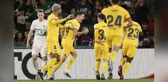 Barcelona aplastó 4-0 a Elche y se aleja más en la punta de LaLiga Santander de España