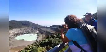 El turismo tico de volcanes El turismo tico de volcanes