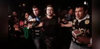 Geiner Alvarado pasa por control de identidad antes de ingresar a un penal por prisión preventiva