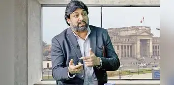 Ricardo Cuenca: "El ministro Becerra no solo es funcional, es protagonista en los retrocesos en educación"