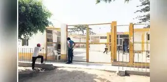 Gerente de salud y médicos acusados de mal estado de hospital en Ferreñafe Gerente de salud y médicos acusados de mal estado de hospital en Ferreñafe