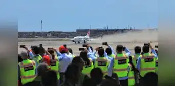 Aeropuerto Jorge Chávez opera sus dos primeros vuelos desde su nueva pista de aterrizaje