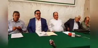 Ganaderos de Arequipa piden a Gloria negociar nueva franja de precios de leche Ganaderos de Arequipa piden a Gloria negociar nueva franja de precios de leche