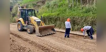La Libertad: Pataz es primer productor de oro del país, pero no tiene pistas asfaltadas La Libertad: Pataz es primer productor de oro del país, pero no tiene pistas asfaltadas