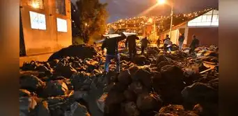 Arequipa: huaico sepulta puente e inunda más de 15 casas ubicadas cerca a cauce