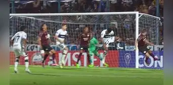 ¡Era penal para Universitario! El VAR no cobra mano de Tarragona en el área de Gimnasia