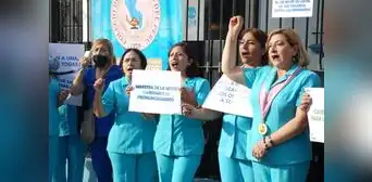 Indignación por médico legista que calificó como lesiones leves la violación grupal que sufrió enfermera en Puno