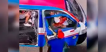 Sujeto apedrea a combi con pasajeros luego de que el cobrador le pidiera que respete normas de tránsito Sujeto apedrea a combi con pasajeros luego de que el cobrador le pidiera que respete normas de tránsito
