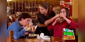 “AFHS” y la vez que Fernanda fue mesera y perdió la paciencia con unos clientes: “Te lo tomas, mamita”
