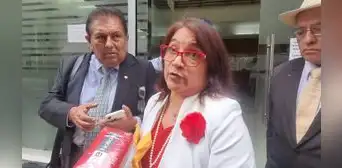 Maritza Sánchez antes de declarar en la Fiscalía: "He traído mi tesis porque no tiene alas" Maritza Sánchez antes de declarar en la Fiscalía: "He traído mi tesis porque no tiene alas"