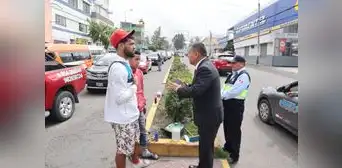 Proponen prohibir a los limpiaparabrisas en Arequipa tras muerte de una persona en Lima Proponen prohibir a los limpiaparabrisas en Arequipa tras muerte de una persona en Lima