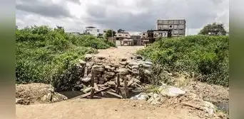 'Coyotes' se graban para promocionar sus servicios en los pases ilegales de la frontera en Tumbes