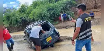Lluvias vuelven a dejar estragos y muerte en distritos de Piura Lluvias vuelven a dejar estragos y muerte en distritos de Piura