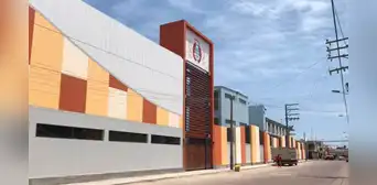 Escolar muere tras jugar partido de fútbol en interior de colegio en Arequipa