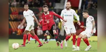 Europa League: Sevilla robó un empate al Manchester United