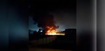 Ate: incendio de código 3 se registró en almacén de geomallas Ate: incendio de código 3 se registró en almacén de geomallas