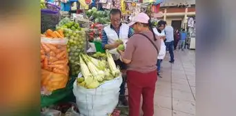 Precios de huevo y tomate se incrementan hasta en S/1 en mercados de Arequipa Precios de huevo y tomate se incrementan hasta en S/1 en mercados de Arequipa