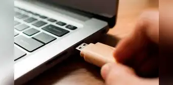¿Piensas usar tu USB en una PC con virus? Así podrás evitar que tu memoria se infecte ¿Piensas usar tu USB en una PC con virus? Así podrás evitar que tu memoria se infecte