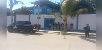 Mujer fallece tras enterarse de la muerte de su hijo de 13 años en Piura Mujer fallece tras enterarse de la muerte de su hijo de 13 años en Piura