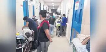 Emergencia de Hospital Almanzor Aguinaga vuelve a colapsar en las atenciones Emergencia de Hospital Almanzor Aguinaga vuelve a colapsar en las atenciones