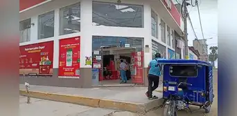 Delincuentes armados se roban S/30.000 en efectivo de supermercado en Chiclayo Delincuentes armados se roban S/30.000 en efectivo de supermercado en Chiclayo