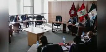Arequipa: regidores de Socabaya "limpian" al alcalde del jacuzzi
