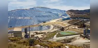 Exportaciones mineras cayeron 29 % en febrero por menores volúmenes y caída global de precios Exportaciones mineras cayeron 29 % en febrero por menores volúmenes y caída global de precios