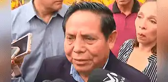 Burgomaestre de Santa Anita recibe amenazas de muerte : "Sigue el incapaz del alcalde" Burgomaestre de Santa Anita recibe amenazas de muerte : "Sigue el incapaz del alcalde"