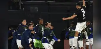 Alianza Lima derrotó 2-1 a Libertad y rompió la racha de 30 duelos sin ganar en Copa Libertadores Alianza Lima derrotó 2-1 a Libertad y rompió la racha de 30 duelos sin ganar en Copa Libertadores