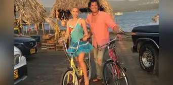 "Artistas como tú aparecen cada 1.000 años": Shakira homenajea a Carlos Vives en Instagram "Artistas como tú aparecen cada 1.000 años": Shakira homenajea a Carlos Vives en Instagram