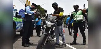 Apeseg: 7 de cada 10 motos que circulan en Perú no cuentan con SOAT Apeseg: 7 de cada 10 motos que circulan en Perú no cuentan con SOAT