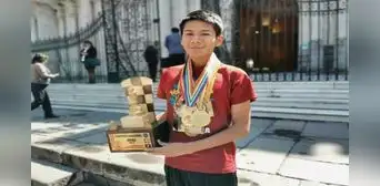 Campeón de ajedrez arequipeño requiere apoyo para competir en torneo nacional que se realizará en Lima Campeón de ajedrez arequipeño requiere apoyo para competir en torneo nacional que se realizará en Lima