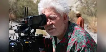 Todo Almodóvar en doce relatos