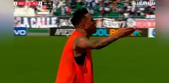 Christian Cueva expulsado: Diego Haro le mostró la tarjeta roja tras efusivos reclamos Christian Cueva expulsado: Diego Haro le mostró la tarjeta roja tras efusivos reclamos