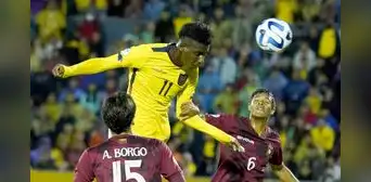Venezuela empató 1-1 con Ecuador en el final del Sudamericano Sub-17: la Tri quedó subcampeona Venezuela empató 1-1 con Ecuador en el final del Sudamericano Sub-17: la Tri quedó subcampeona