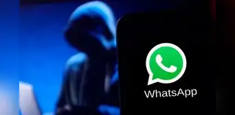 Aparece peligroso virus que hace capturas de tus chats de WhatsApp y puede robar tus claves Aparece peligroso virus que hace capturas de tus chats de WhatsApp y puede robar tus claves