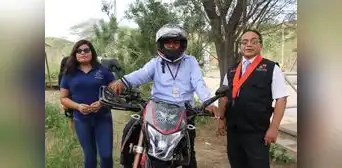 Corte de Sullana busca fortalecer labores de notificación con entrega de motocicleta Corte de Sullana busca fortalecer labores de notificación con entrega de motocicleta