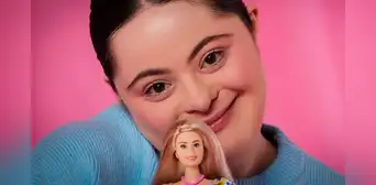 Mattel lanza por primera vez una muñeca Barbie con síndrome de Down Mattel lanza por primera vez una muñeca Barbie con síndrome de Down