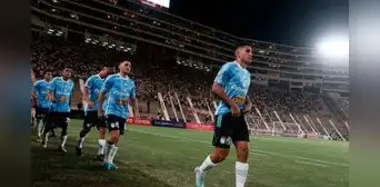 Sporting Cristal tomó drástica decisión tras la derrota ante Universitario y quedar fuera del Apertura Sporting Cristal tomó drástica decisión tras la derrota ante Universitario y quedar fuera del Apertura
