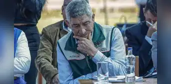 Arequipa: alcalde de Cerro Colorado insiste en que compró casa con ahorros y por crianza de patos Arequipa: alcalde de Cerro Colorado insiste en que compró casa con ahorros y por crianza de patos