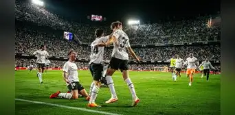 ¡Tres puntos de oro! Valencia derrotó de local 2-1 a Real Valladolid por LaLiga Santander ¡Tres puntos de oro! Valencia derrotó de local 2-1 a Real Valladolid por LaLiga Santander