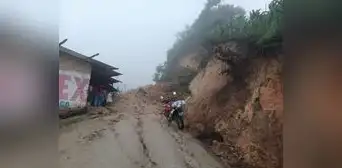 Derrumbe en cerro de Piura sepulta a un menor de 8 años