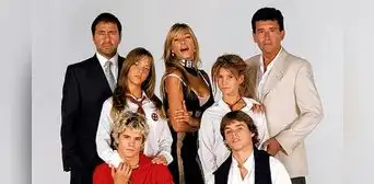 "Rebelde way": así luce el elenco a 21 años del estreno de la telenovela juvenil argentina "Rebelde way": así luce el elenco a 21 años del estreno de la telenovela juvenil argentina