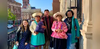 Artesanas de Cajamarca se lucieron en Universidad de Harvard Artesanas de Cajamarca se lucieron en Universidad de Harvard