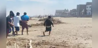 Adolescente de 13 años fallece ahogado en playa de Chiclayo Adolescente de 13 años fallece ahogado en playa de Chiclayo